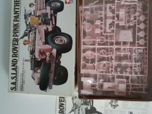 Tamiya S.A.S. Land Rover Pink Panther