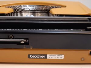Brother Deluxe Typewriter orange back