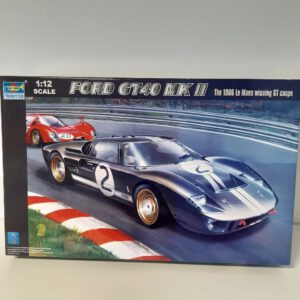Trumpeter Ford GT40 MKII MK2 1:12 scale model kit