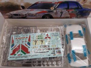 Mitsubishi Galant Rally 1/24 model kit