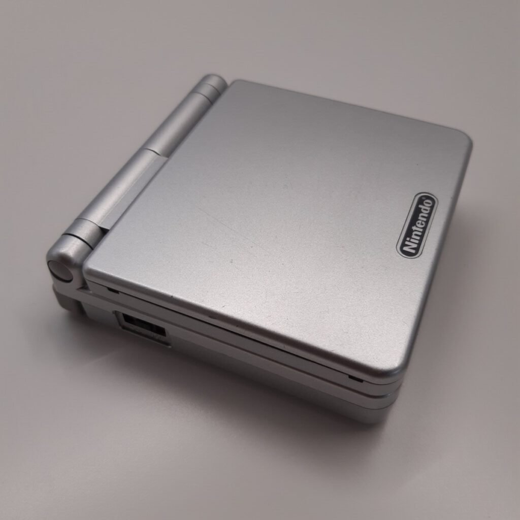 Gameboy Silver Nintendo Gameboy Advance SP Platinum Silver - AGS-001 - with Game and ...