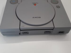 SONY PS4 本体 すぐ遊べるセット CUH-2200BB01 1TB ジェット