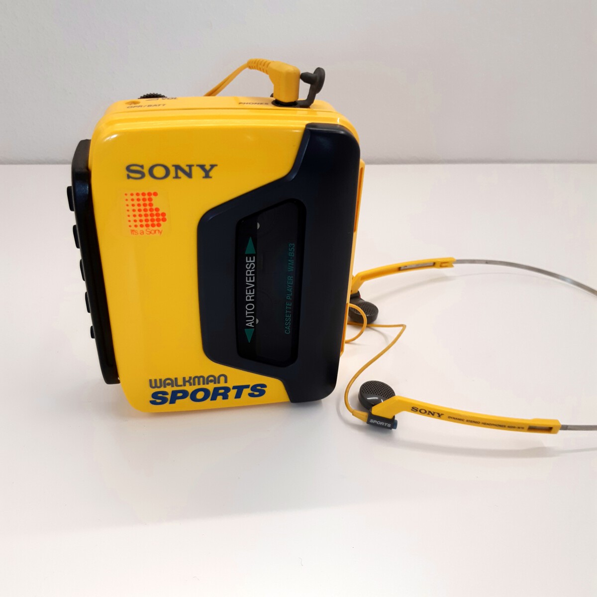 Sports Walkman WM-B53 by Sony. Comes With the Original Mdr-w15 Headphones.  Great Working Condition 