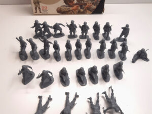 Airfix Military series U.S. Paratroops