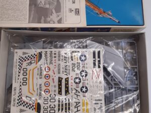 Revell H-2240 F-8E Crusader model kit