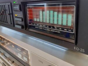 Onkyo EQ25 equalizer