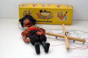 Pelham Puppets "The Pirate" - Marionette