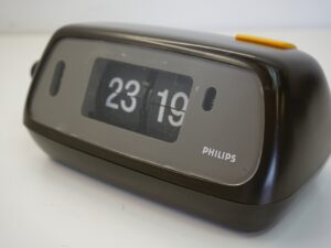 Philips Flip clock with alarm