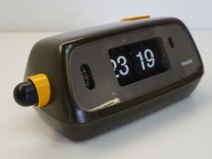 Philips Flip clock with alarm