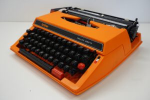 Brother Deluxe 650TR Typewriter