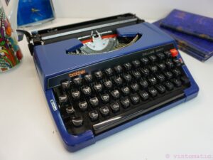 Brother DeLux 240T Typewriter Blue
