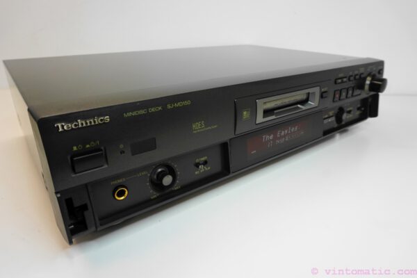 A high-end Technics MiniDisc Player/Recorder Deck SJ-MD150 with Remote and two used blank Sony MinDisc's