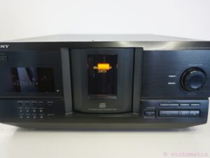 Sony CDP-CX235 200 Disc Changer CD player Jukebox