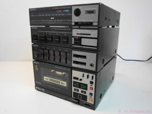 A rare 1980's Sony FH-5 Cassette Recorder Boombox. It is a 3-piece boombox