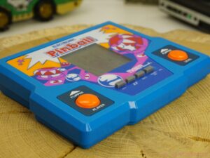 Tiger Electronics Pinball Handheld LCD game