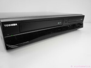 Toshiba RD-XV80 DVD & HiFi Stereo VCR Recorder