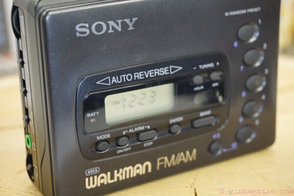 Sony walkman radio cassette player WM-FX41