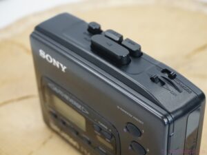 Sony walkman radio cassette player WM-FX41