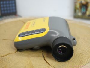 Vintage Sony Sports FM Stereo-AM Walkman Monocular Radio, Model SRF-X90