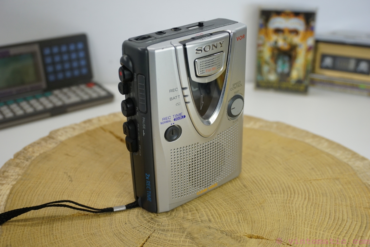 Sony TCM-400DV Cassette-Corder - Walkman