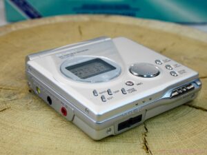 Sharp Minidisc Walkman Player Recorder Md-mt90h