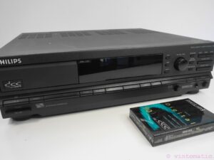 Philips DCC 300 Digital Compact Cassette Recorder + DCC Tape