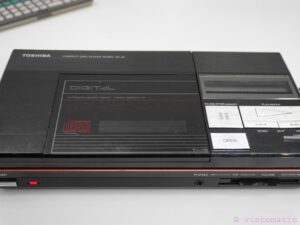 Vintage Toshiba XR-J9 Compact Disc player