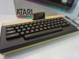 vintage Atari 600XL home computer
