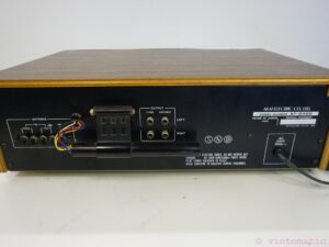 vintage Akai AT-2400 Stereo Tuner