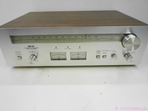 vintage Akai AT-2400 Stereo Tuner