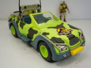 Hasbro Jurassic Park Ground Tracker Vehicle and Action Figure