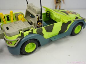 Hasbro Jurassic Park Ground Tracker Vehicle and Action Figure