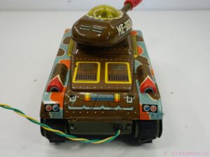 ME-060 Battery-Operated Remote Control Tin Toy Tank