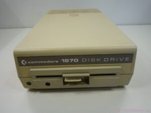Vintage Commodore 1570 5.25-inch floppy disk drive