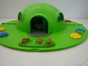 Tomy Teletubbies Home Hill House