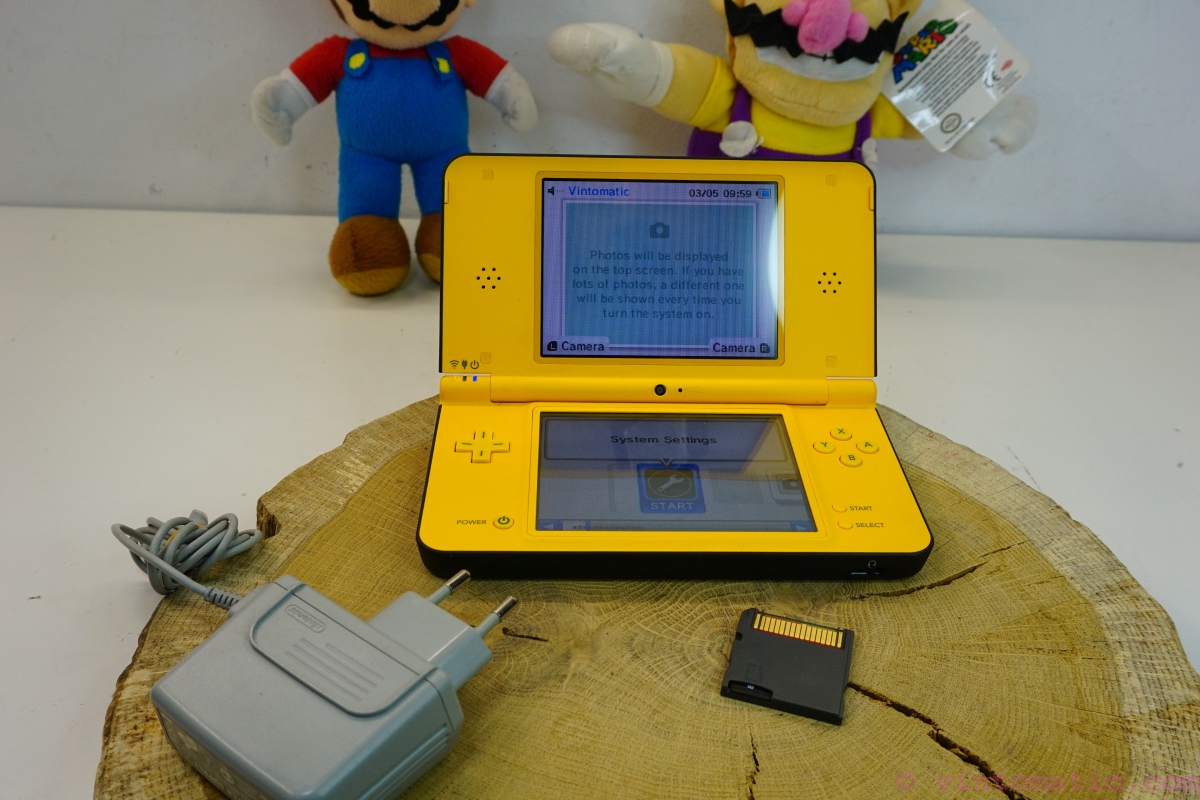 Nintendo DSi XL Console - Yellow - with Games and Charger