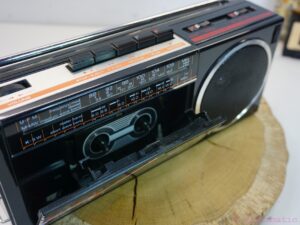 Sharp QT-16 Portable Radio Cassette - Vintomatic