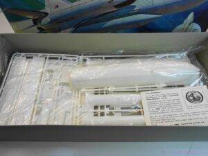 Revell Enterprise with Booster Rockets 1:144 (H-194)