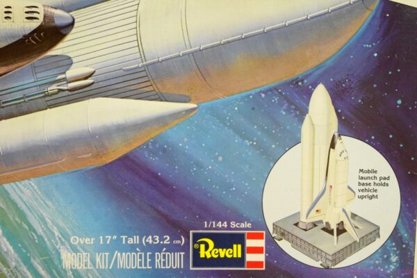 Revell Enterprise with Booster Rockets 1:144 (H-194)