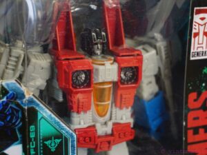 Hasbro Transformers Earthrise Starscream