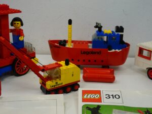 Vintage Lego Lot - Sets 252, 643, 310, 379