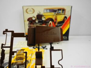 Vintage Matchbox 1928 Packard Victoria 1:32 Scale Model Kit