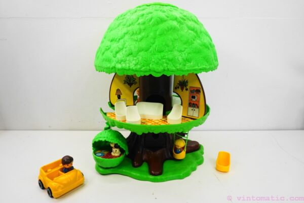Clipper / Kenner Tree Tots Family Tree House