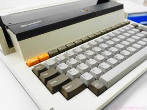 Vintage Sharp PC-5000 Portable computer