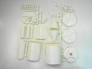 Revell Model Kit 04808 Apollo: Lunar Modules Eagle & Spacecraft Columbia