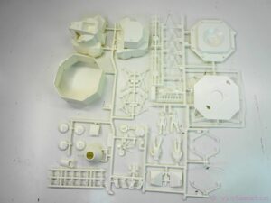 Revell Model Kit 04808 Apollo: Lunar Modules Eagle & Spacecraft Columbia