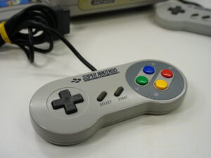 retro Nintendo Super Nintendo with Super Marioworld, European version, very good condition.