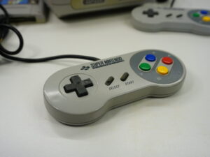 retro Nintendo Super Nintendo with Super Marioworld, European version, very good condition.