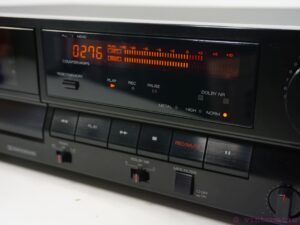 Sansui D-X301i Stereo Cassette Deck with HX-Pro Headroom Extension and Dolby B/C.