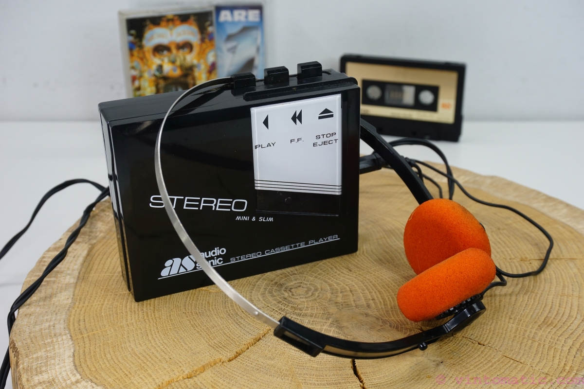 AudioSonic CT-133 Walkman - Cassette Player - Eighties Soul!
